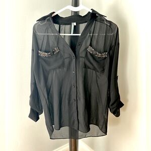 Francesca’s Moonlight / Casual Button Down/ 3/4 sleeve option / S
